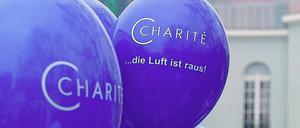 Das Reinigungs- und Wachpersonal will streiken. Das wird auch den medizinischen Betrieb erheblich einschränken.