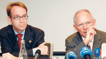 Die deutsche Position: Bundesbank-Präsident Jens Weidmann (li.) und Bundesfinanzminister Wolfgang Schäuble. Foto: Reuters