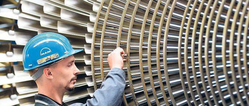 Ein großes Rad. Der deutsche Maschinenbau legt 2011 um 14 Prozent zu. Foto: dpa