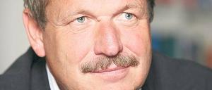 Der Sparkurs führt Griechenland immer tiefer in die Krise, meint Frank Bsirske und plädiert für einen Marshallplan. 