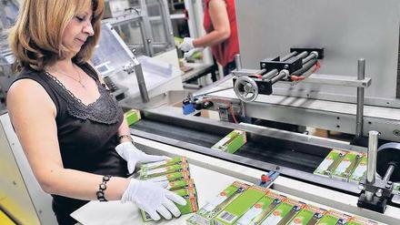 Teure Produktion. Osram hob den Preis für Energiesparlampen zuletzt deutlich an. Begründung: Die Kosten für Rohstoffe wie Seltene Erden sind extrem gestiegen. Foto: ddp