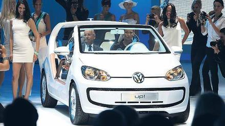 VW feiert den Up, den kleinsten Neuzugang im Konzern. 