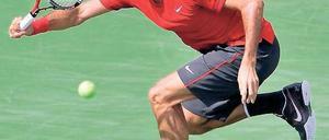 Nur zwei Sätze stark. Roger Federer scheitert in New York erneut. Foto: dpa