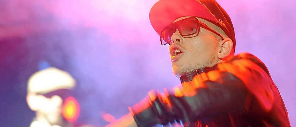Jan Delay mal wieder als Hip-Hopper beim Konzert der Beginner.