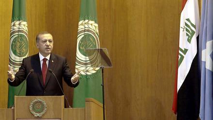 Syrien ist mittlerweile diplomatisch isoliert. Sogar der langjährige Partner, die Türkei, hat sich inzwischen von der Assad-Regierung abgewandt.