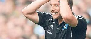 Akute Glatzengefahr. Spiele von Michael Oennings Team sind derzeit nichts für Menschen, die Wert auf gepflegte Frisuren legen. Foto: Reuters