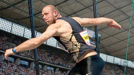 Dem zweifache Weltmeister Robert Harting gelang gleich bei seinem ersten Versuch der weiteste Wurf des ganzen Diskuswettbewerbs.