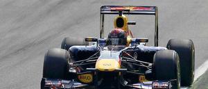 Nach dem Start war der Spanier Fernando Alonso zwischenzeitlich in Führung gegangen, doch letztlich behielt Sebastian Vettel die Oberhand und gewann den Großen Preis von Italien.