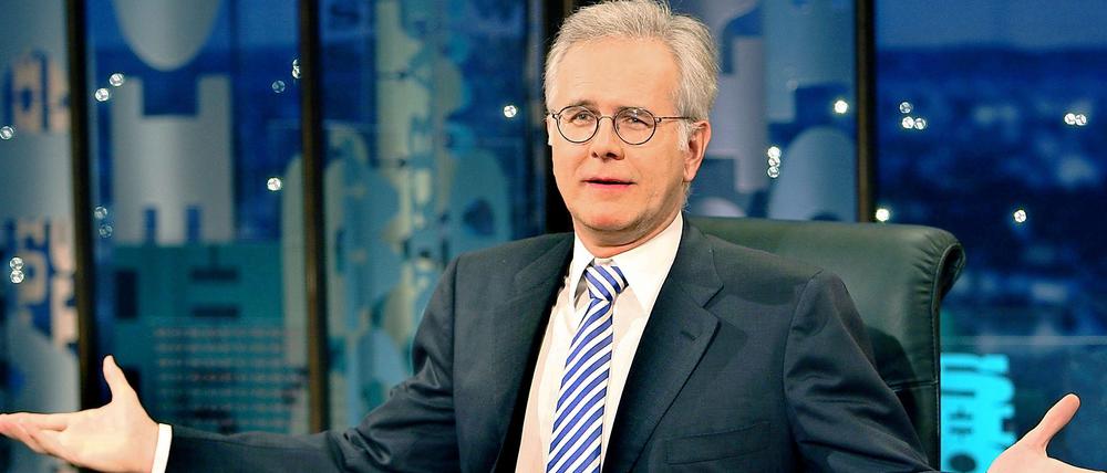 Dabei war Harald Schmidt erst kürzlich nach Hause zurück gekehrt: Nach Jahren bei der ARD war er mit seiner Late-Night-Show wieder bei Sat1 zu sehen.