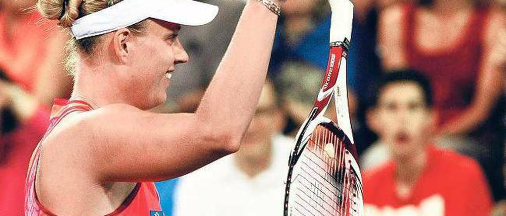 Schlägerbruch. Am Ende des zweiten Satzes gab Kerbers Racket auf. Foto: dpa