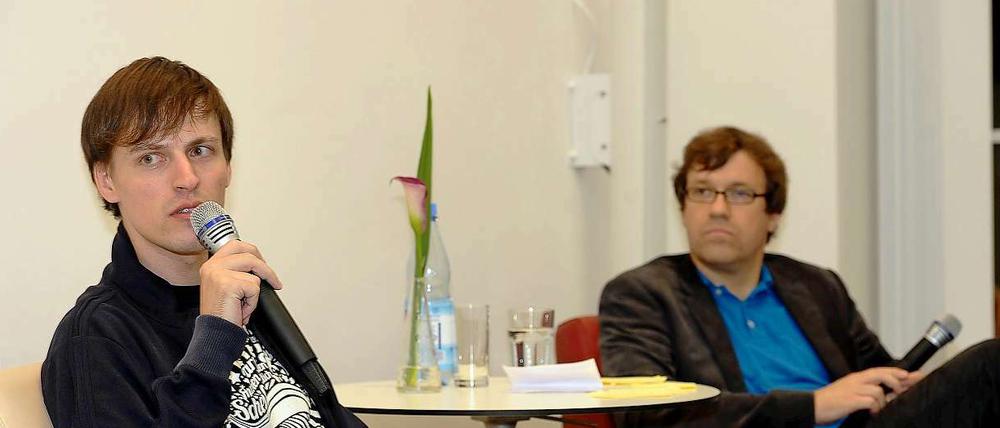 Piraten-Spitzenkandidat Andreas Baum war vor der Berlin-Wahl beim Tagesspiegel zu Gast. Rechts im Bild Markus Hesselmann, Redaktionsleiter Online und Ressortleiter Berlin des Tagesspiegel, der den Abend mit Johannes Schneider von der Tagesspiegel-Seite "Netzspiegel" moderierte.