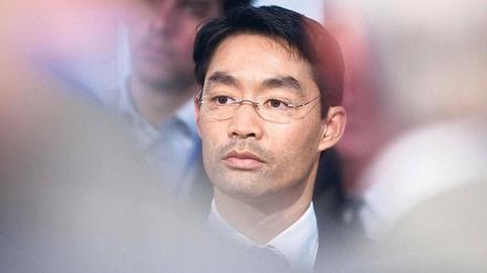 Vom Parteiretter zum Störenfried. Namentlich FDP-Chef Philipp Rösler lasten CDU-Politiker das Schüren von antieuropäische Stimmungen an – während die Opposition ein baldiges Ende von Schwarz-Gelb wittert. Foto: Jochen Zick/Keystone