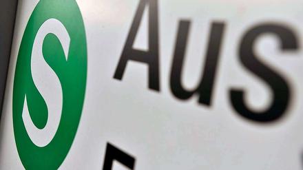 Mal wieder Pendelverkehr bei der S-Bahn. Instandhaltungsarbeiten sorgen das gesamte Wochenende für längere Wartezeiten. 