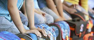 Ob die Schulen zu homogenen Klassen zurückkehren dürfen oder weiterhin Erst- und Zweitklässler mischen müssen, erfahren die Eltern erst kurz vor Beginn der Anmeldefrist.