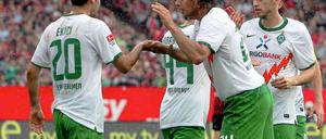 Ausgerechnet Mehmet Ekici (l.) erzielte den Führungstreffer für die Gäste. In der vergangenen Saison spielte der Türke noch für die Nürnberger.