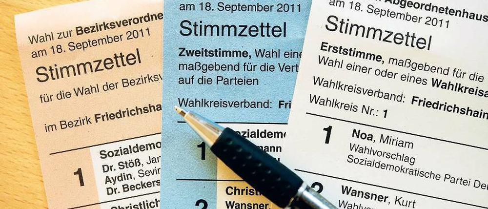 Auszählen, die nächste. In vielen Bezirken wird nachgeprüft.