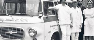 Am Start. SMH, die schnelle medizinische Hilfe 1977 vor der Poliklinik Jena. Foto: MDR