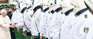 Kaum ist der Papstbesuch samt großer Straßensperrungen vorbei - da geht es mit dem Marathon weiter.