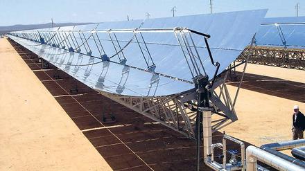 Strahlkraft. Energieeffizientes Bauen wird immer wichtiger. Wie nutzt man Regenwasser für die Klospülung, wann eignen sich Solarzellen für ein Gebäude? Häufig brauchen Profis aus der Baubranche noch Nachhilfe auf dem Gebiet. Mittlerweile gibt es eine ganze Reihe von Workshops und Masterstudiengängen. Foto: dpa