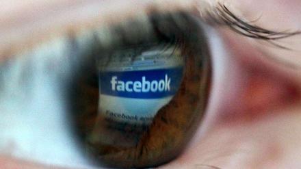 Facebook macht als Datensammler dem Google-Konzern Konkurrenz. 