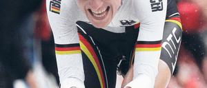 Wieder allen gezeigt. Bei Olympia in Athen zeigte Judith Arndt ihren Frust über eine Funktionärs-Entscheidung (u.). In Kopenhagen hatte sie keinen Grund, sich zu ärgern.Foto: dapd, ddp