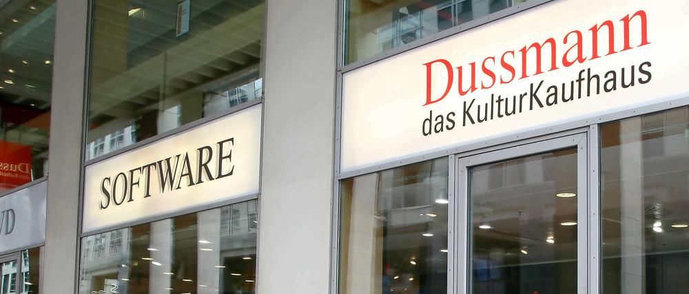 "Shitstorm" gegen Dussmann nach einem handgreiflichem Vorfall zwischen Sicherheitskräften und einem Kunden, den man des Diebstahls verdächtigte. 
