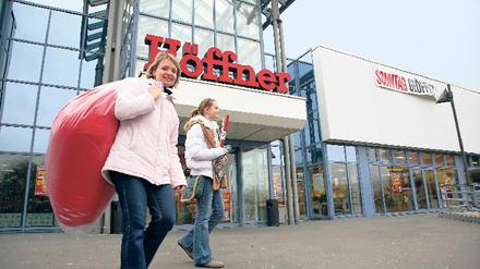 Zu abgelegen: Das Möbelhaus Höffner an der Weddinger Pankstraße soll schließen.
