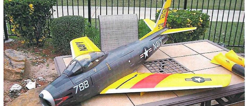 Mit einem solchen Modellflugzeug plante der Verdächtige offenbar Anschläge.