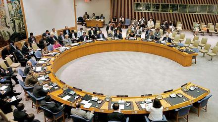 Der Sicherheitsrat der Vereinten Nationen wird die Gewalt des syrischen Regimes nicht verurteilen. Eine von den EU-Ländern vorgeschlagene Resolution scheiterte wiederholt am Veto Russlands und Chinas.
