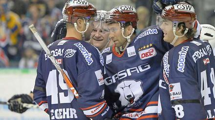 Gegen Straubing brannten die Eisbären zwar kein spielerisches feuerwerk ab, doch ihre Klasse reichte für einen deutlichen 5:1-Sieg.