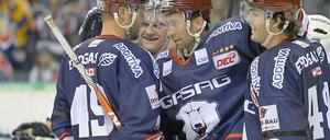 Gegen Straubing brannten die Eisbären zwar kein spielerisches feuerwerk ab, doch ihre Klasse reichte für einen deutlichen 5:1-Sieg.