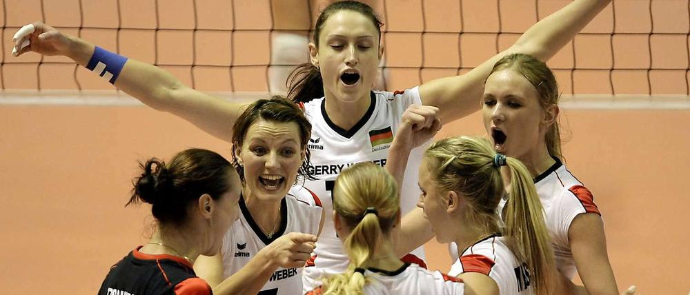 Erstmals seit der Wiedervereinigung steht die Frauennationalmannschaft im Volleyball im Finale einer Europameisterschaft.