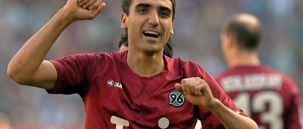 96-Torjäger Mohammed Abdellaoue machte alle drei Treffer für Hannover beim 3:2-Heimsieg über Werder Bremen.