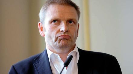 Von wegen einknicken. Fraktionschef Volker Ratzmann muss am Freitag beim Grünen-Parteitag weiteren Koalitionsverhandlungen zustimmen. 