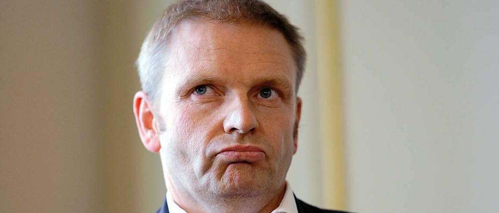 Von wegen einknicken. Fraktionschef Volker Ratzmann muss am Freitag beim Grünen-Parteitag weiteren Koalitionsverhandlungen zustimmen.