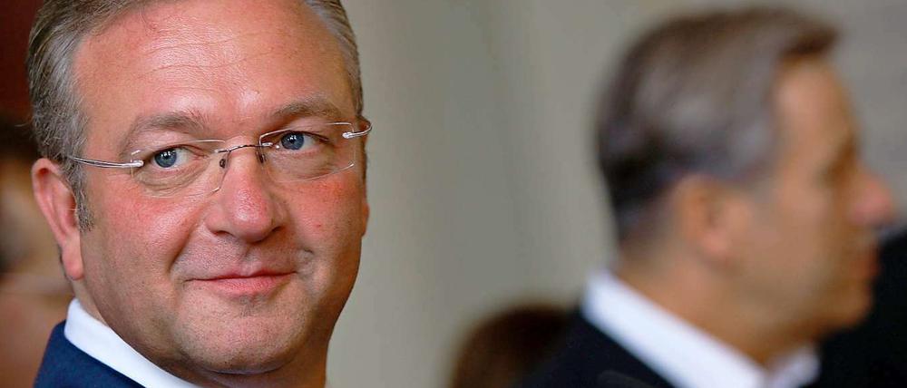Er gilt als möglicher Innensenator: Frank Henkel (CDU).