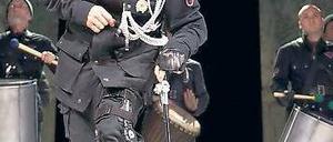 Herrlich höllisch. Kevin Spacey spielt Richard III. Foto: picture alliance/dpa