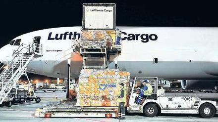 Schwere Last. Das Urteil zum Nachtflugverbot in Frankfurt am Main kam nur Tage vor dem Start des Winterflugplans. Foto: dpa