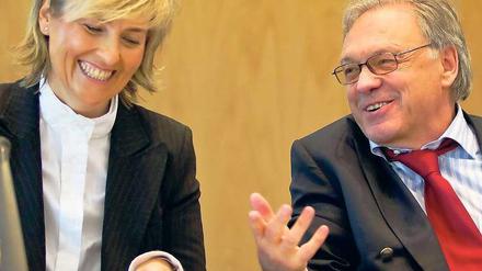 Chef wird Chefin. Karola Wille kommt in die MDR-Intendanz, Udo Reiter geht. F.: dpa