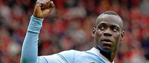 Mario Balotelli sorgte im Olf Trafford erneut für ein Feuerwerk.