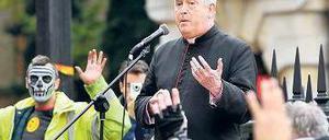 Sympathisant. Der Oberhirte von St. Paul’s, Graeme Knowles, trat zurück. Foto: AFP