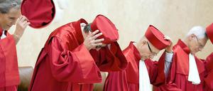 Das Bundesverfassungsgericht genießt hohe Ansehen. Mit seinem Beschluss zum EFSF-Sondergremium hat es sich aber überhoben.