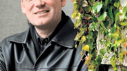 Abgestraft. Helmut Kleebank, SPD-Bürgermeisterkandidat für Spandau, bekam in der BVV zweimal keine Mehrheit. Er wollte sich mit den Stimmen von GAL, Piraten und Linken wählen lassen. 