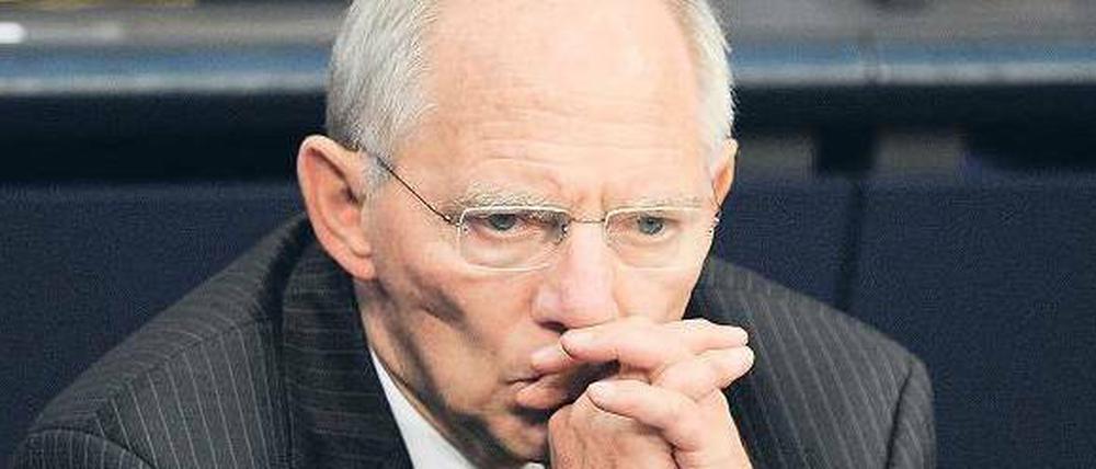 Erklärungsnot. Bundesfinanzminister Wolfgang Schäuble (CDU) wurde bereits am 4. Oktober über die falschen Zahlen der Bad Bank informiert.