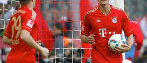 Mario Gomez (r.) erzielte gegen Nürnberg seine Saisontreffer Nummer elf und zwölf.