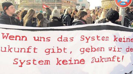 Empört. Bundesweit folgten Studenten dem Aufruf zum „Bildungsstreik“. Foto: dpa
