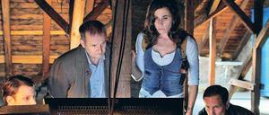 Große Entscheidung. Frank Steier (Joachim Król) und Conny Mey (Nina Kunzendorf) lösen in Frankfurt ihren zweiten Fall. Feldjäger Thomsen (Benno Fürmann, re.) hilft. Foto: HR