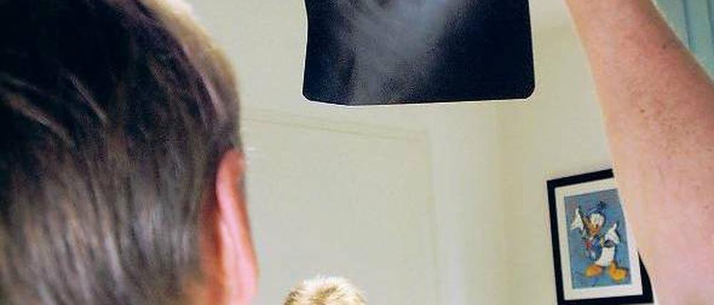 Ärztefehler kommen vor. Ein Gesetz zur Unterstützung der Patienten fehlt. Foto: dpa