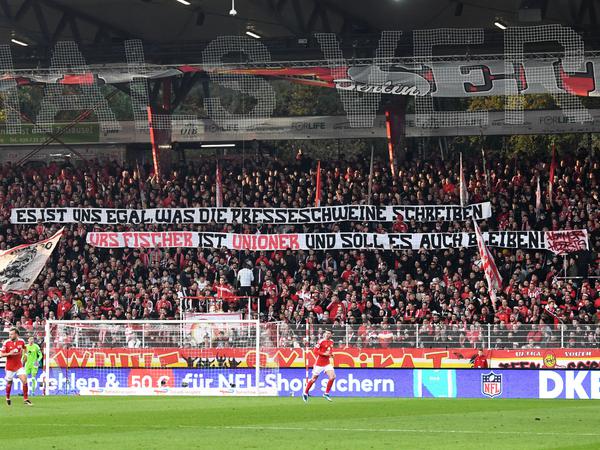 The fans once again made it clear that they support Urs Fischer.
