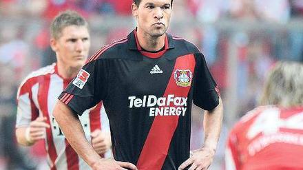 Werbeträger. Michael Ballack und seine Kollegen von Bayer Leverkusen haben für Teldafax geworben. Der Club hat dafür Millionen kassiert. Jetzt will der Insolvenzverwalter vom Verein einen Teil des Geldes zurück. 